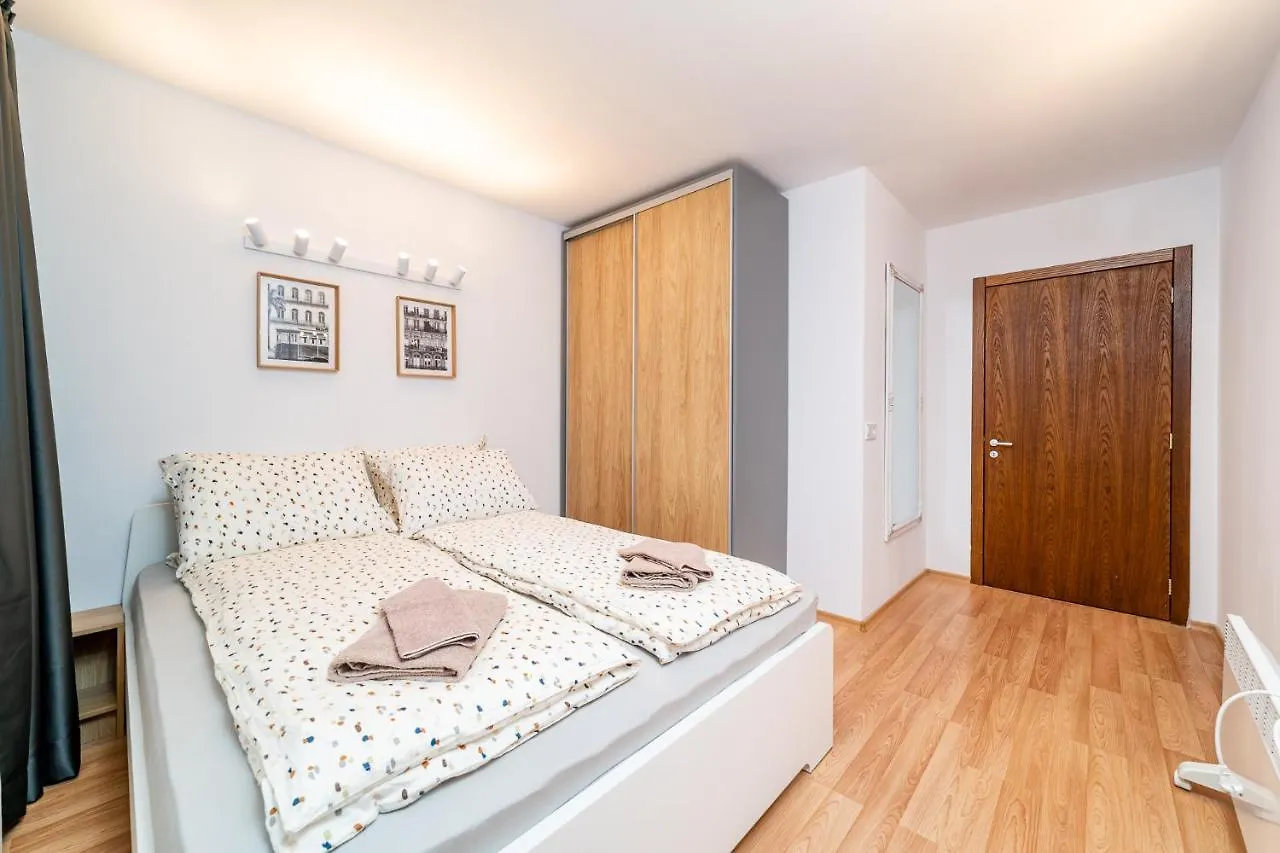 Cozy Stay 2Bdrm Central Apartment Varna